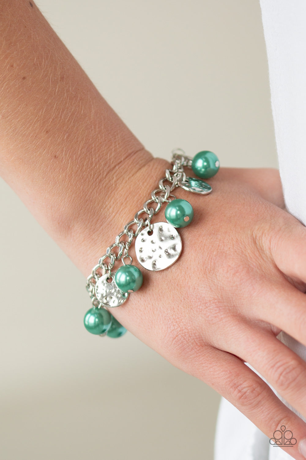 SEA In A New Light - Green