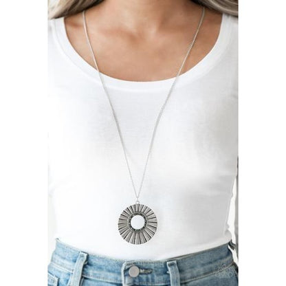 CHICLY CENTERED - MULTI & SILVER NECKLACE 979