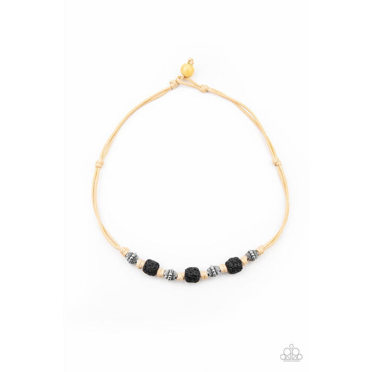 Island Quarry - Black Urban Necklace