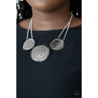 Gladiator Glam – Black Necklace 1453