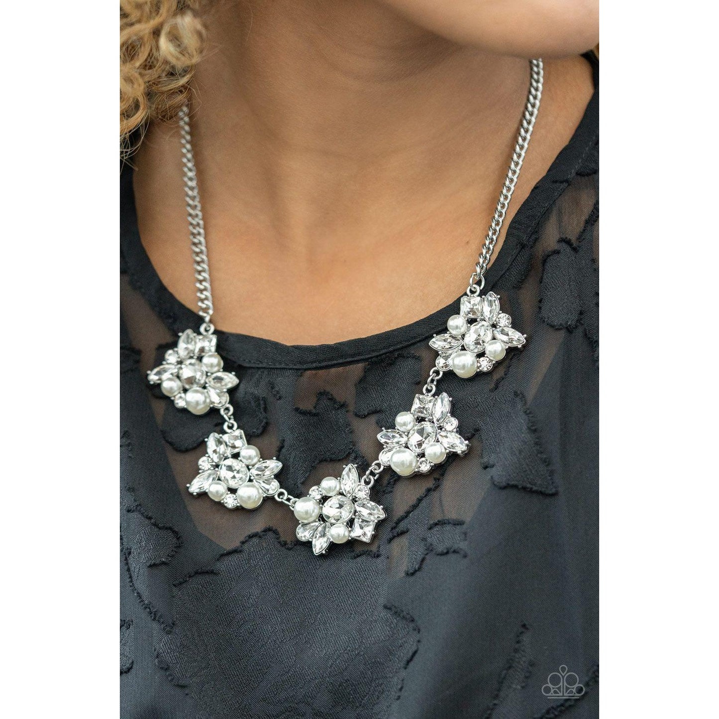 HEIRESS of Them All - White Necklace Earring Set 2040